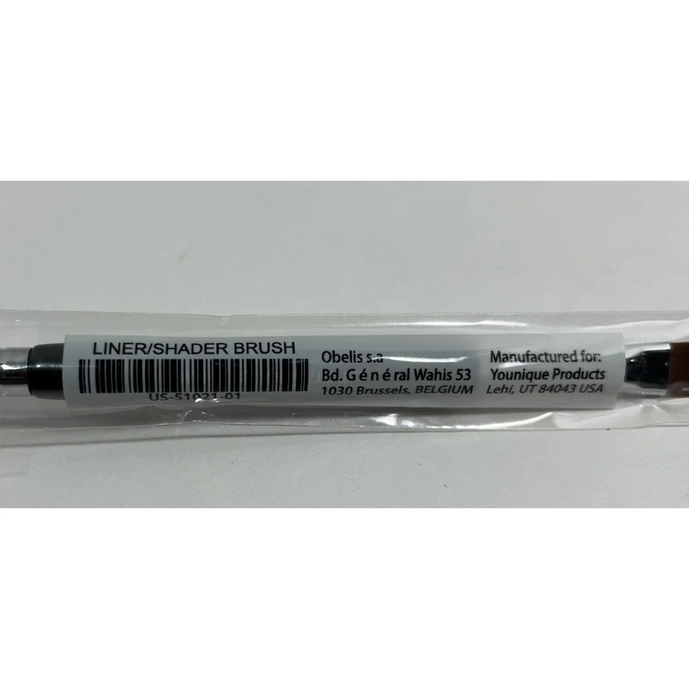 Younique Liner/Shader Brush & Blending Brush NEW